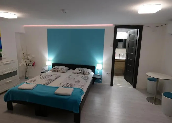 Anna Fuered Boutique ホテル 4*