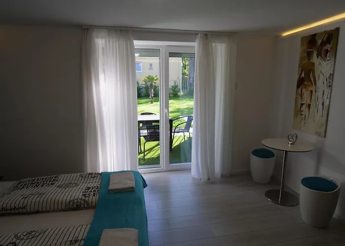 ホテル Anna Fuered Boutique バラトンフレド