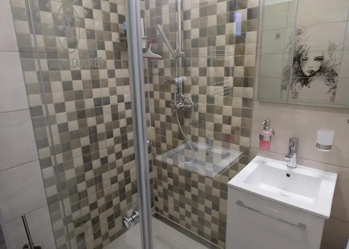 Anna Fuered Boutique 4*