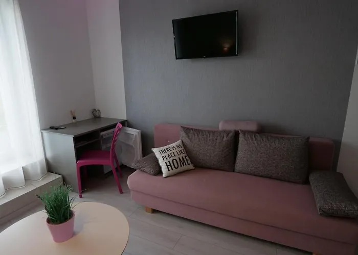 Anna Fuered Boutique